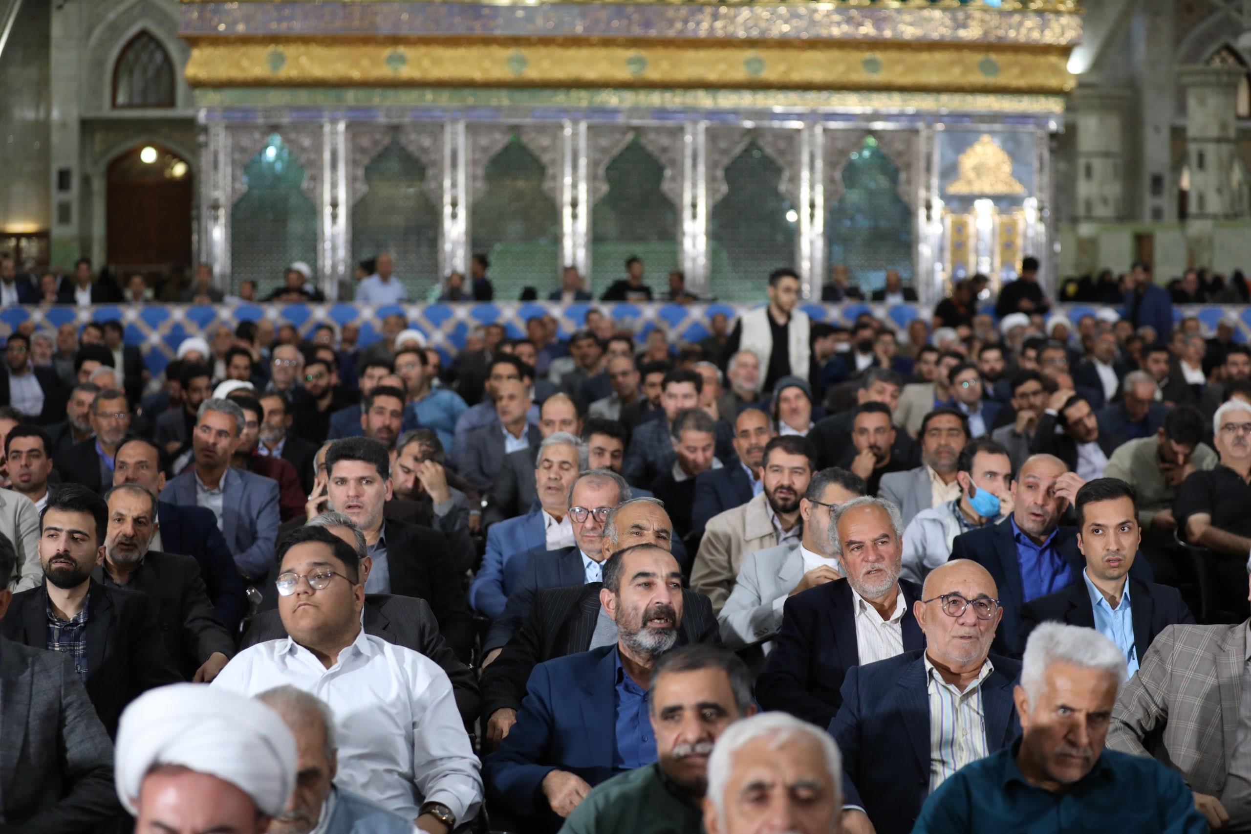 همایش نیروهای انقلاب